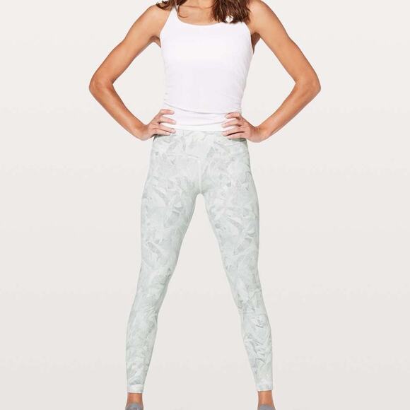 LULULEMON Wunder Under Hi-Rise Tight 28" Jasmine White Multi Yoga Gym Size 6 - Picture 1 of 8